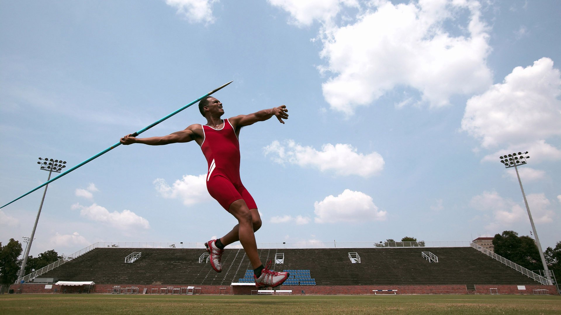游泳比赛出现多项个人最佳成绩